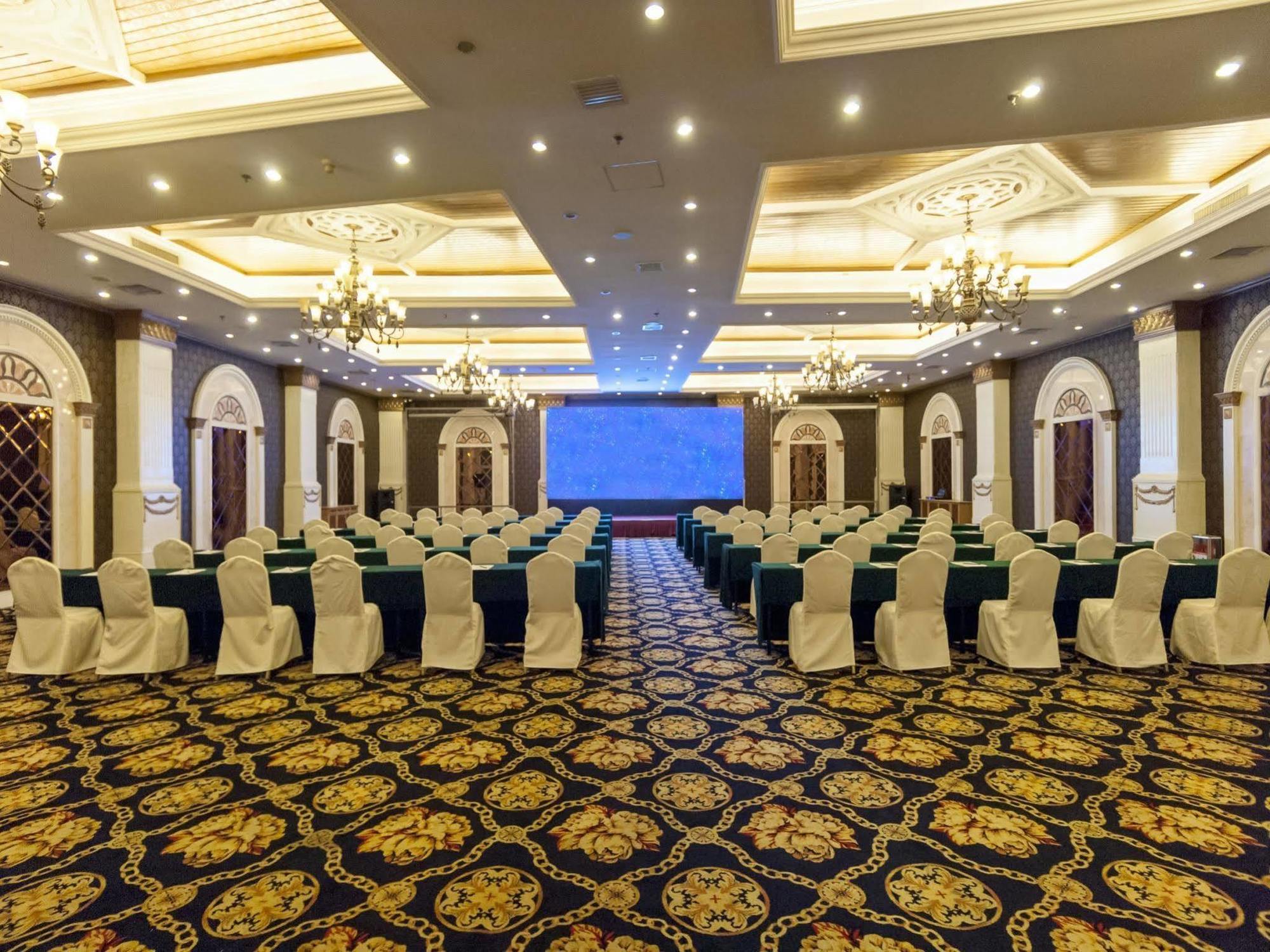 Grand Regency Hotel Κινκντάο Εξωτερικό φωτογραφία
